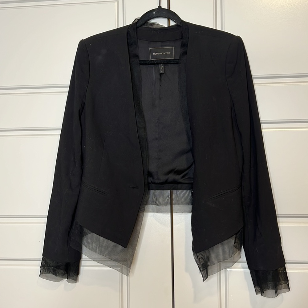 BCBG MaxAzria Cropped Blazer